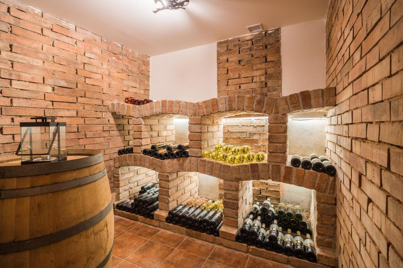 Vinný sklep Vinoza Velké Bílovice Extérieur photo